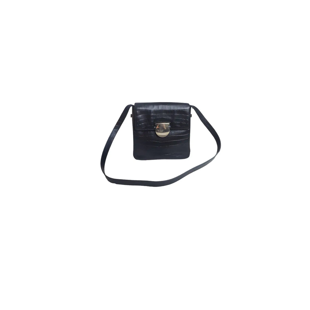 Luckybags Ferragamo Black Crossbody Bag – 93% New, 20×19cm