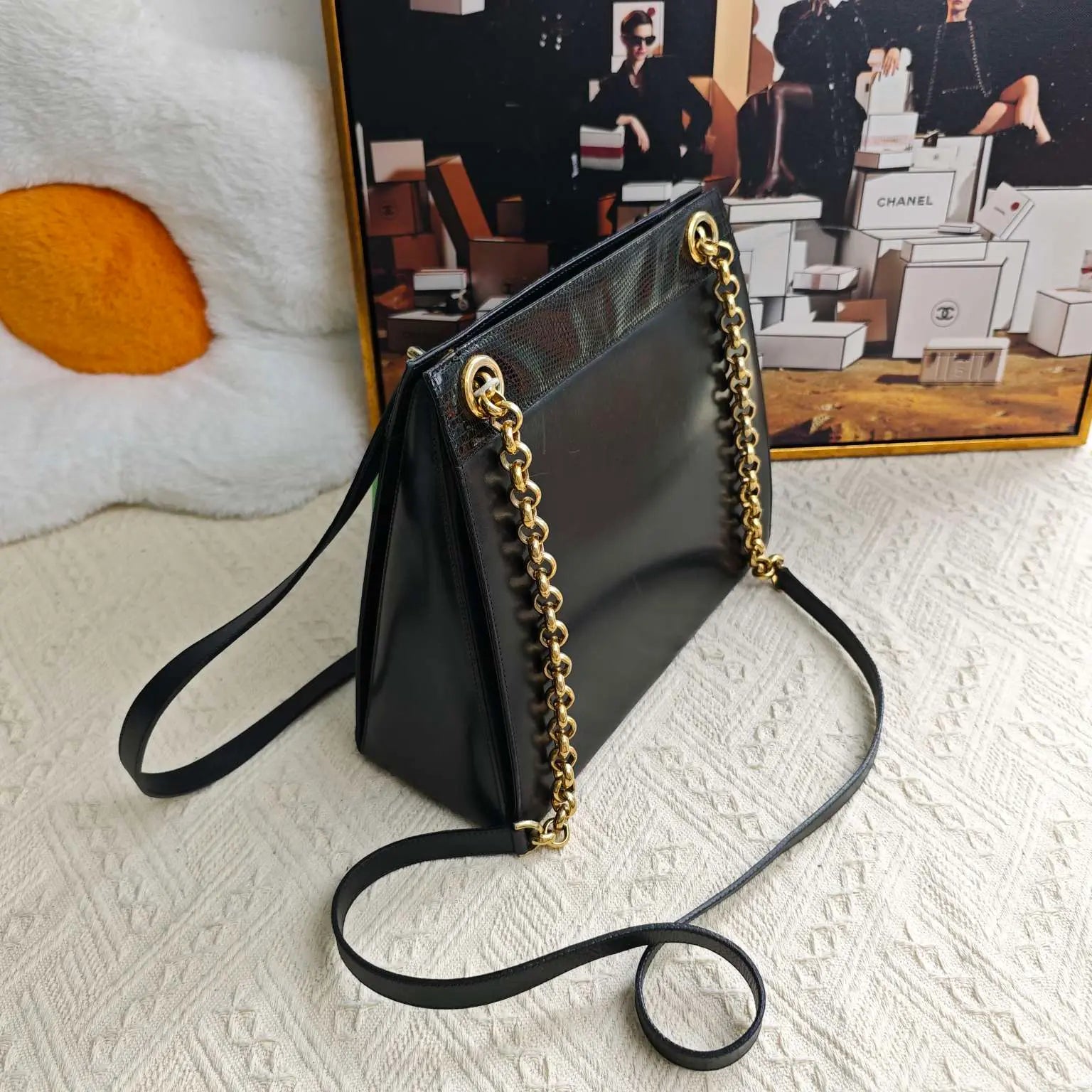 Luckybags Ferragamo Black Shoulder Bag – 27×23×10cm