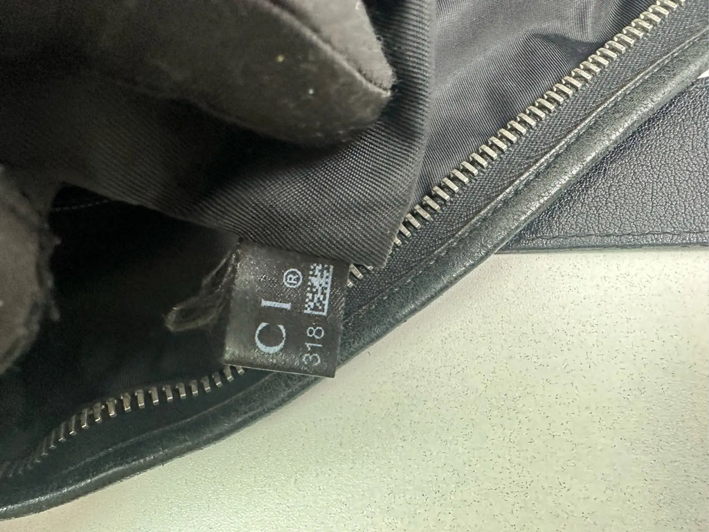 Luckybags Gucci Large Leather Crossbody Bag – 95% New, 40×39cm