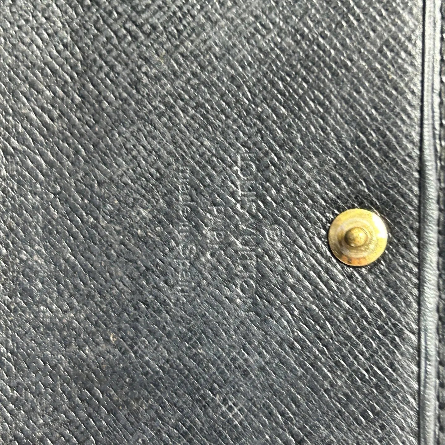 Luckybags Louis Vuitton Epi Leather Wallet – 10.5×19cm