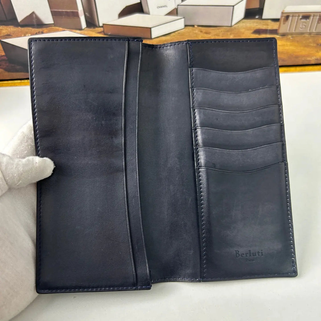 Luckybags Berluti Blue Leather Wallet – 95% New, 18×9cm