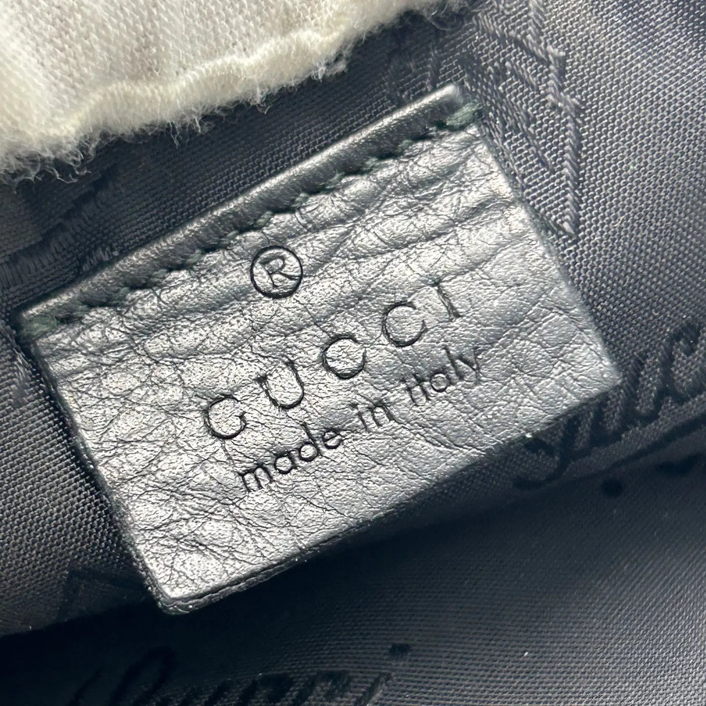 Gucci Leather Belt Bag 25×16cm – 95% New