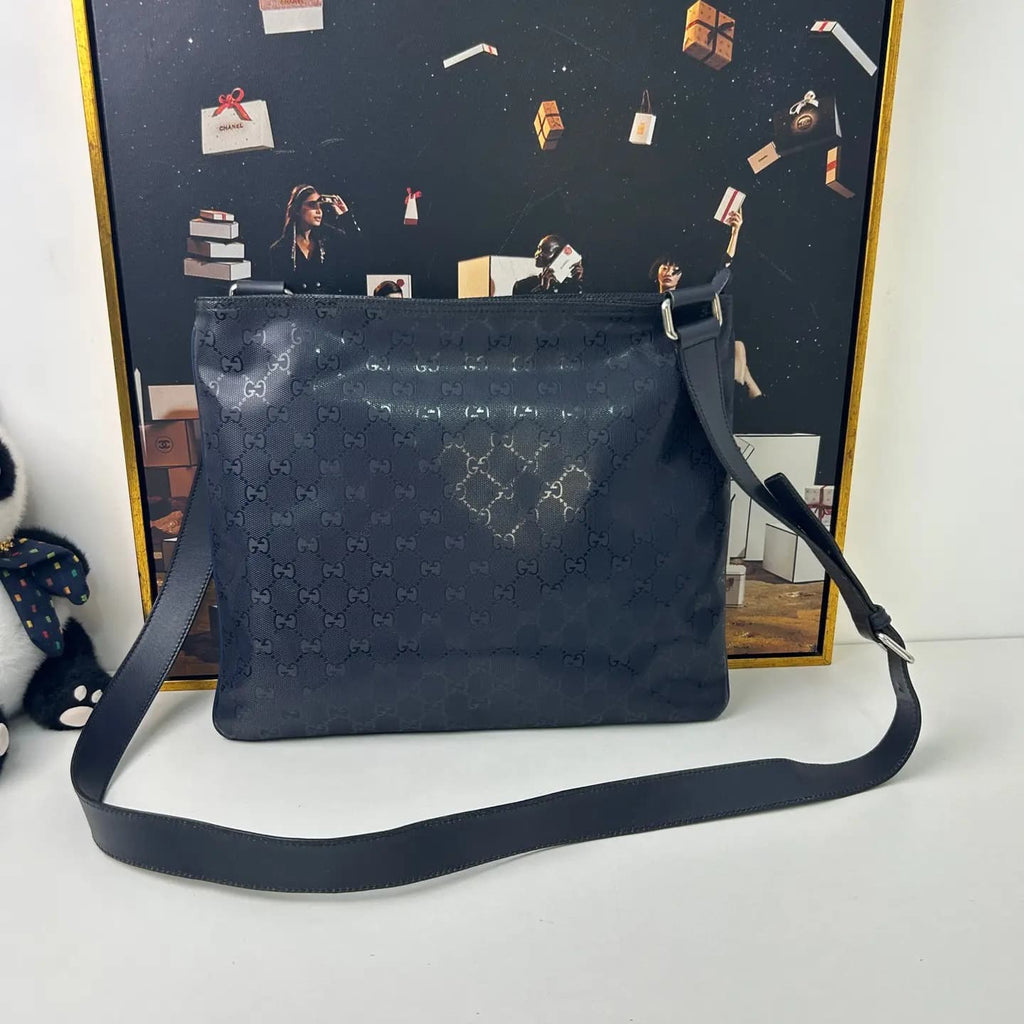Gucci Blue Crystal Leather Shoulder Bag 33×32cm – 97% New