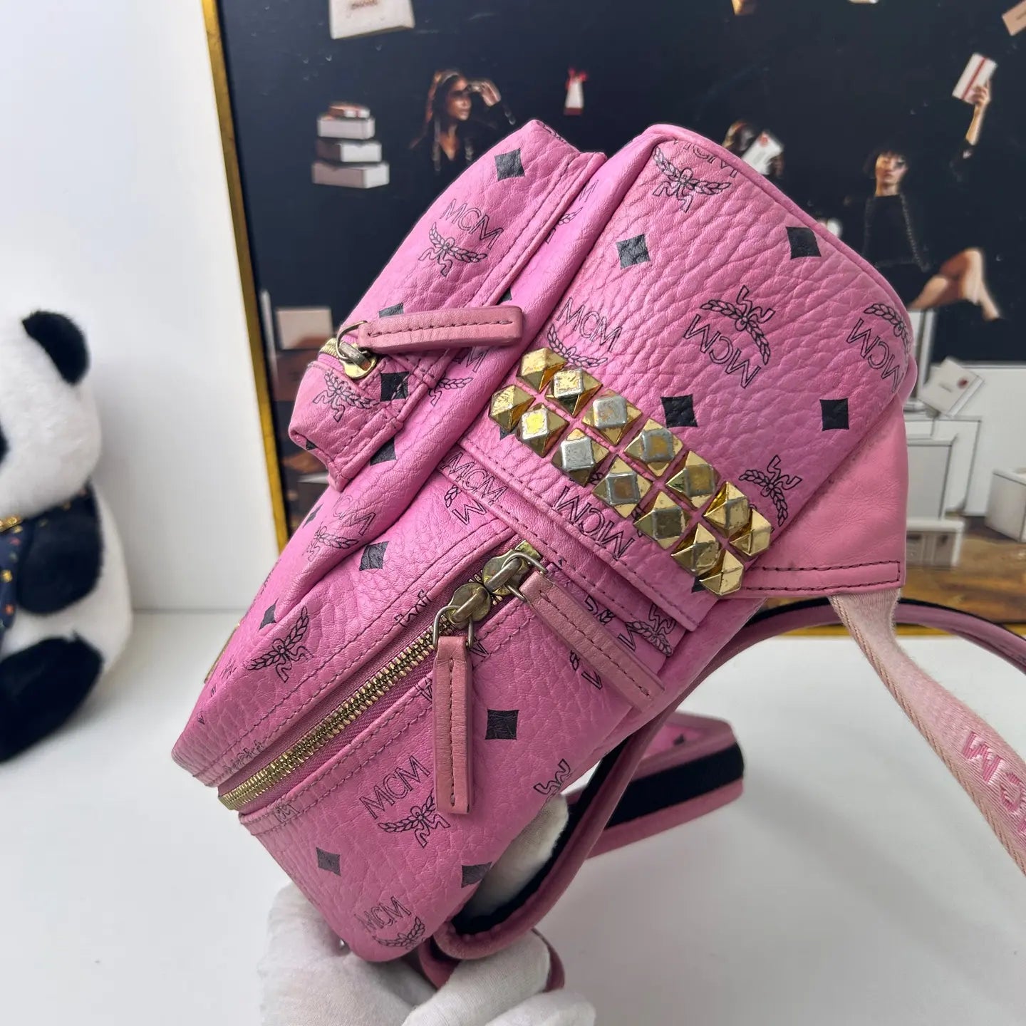 MCM Pink Leather Backpack 10.5×21.5×26cm – 95% New