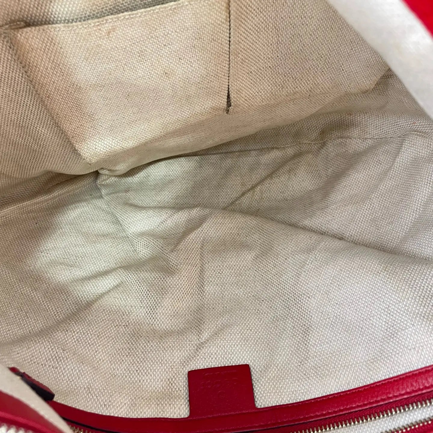 Gucci Red Soho Tassel Crossbody Bag 42×27cm – 97% New