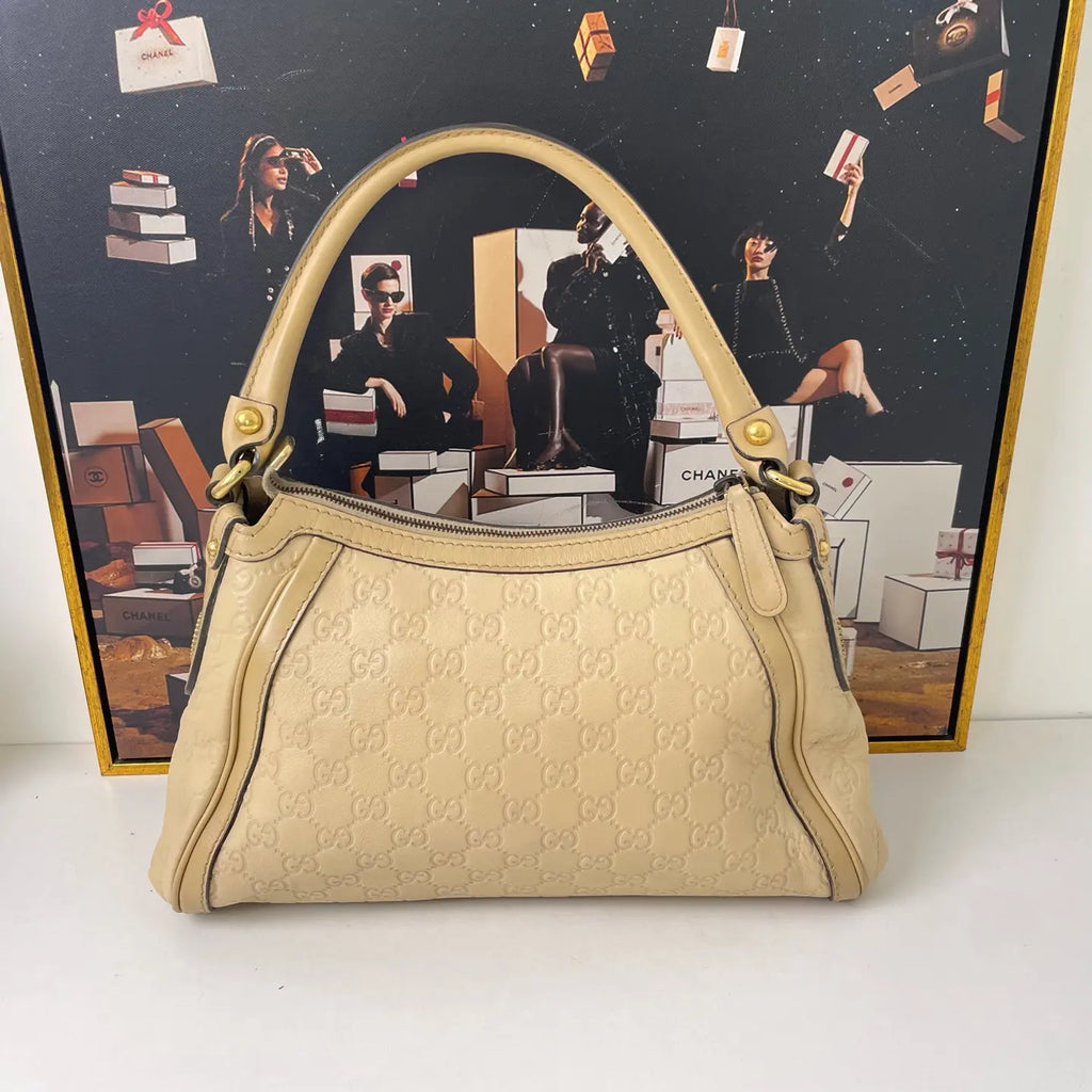 Gucci Leather Shoulder Bag 30×20cm – 95% New