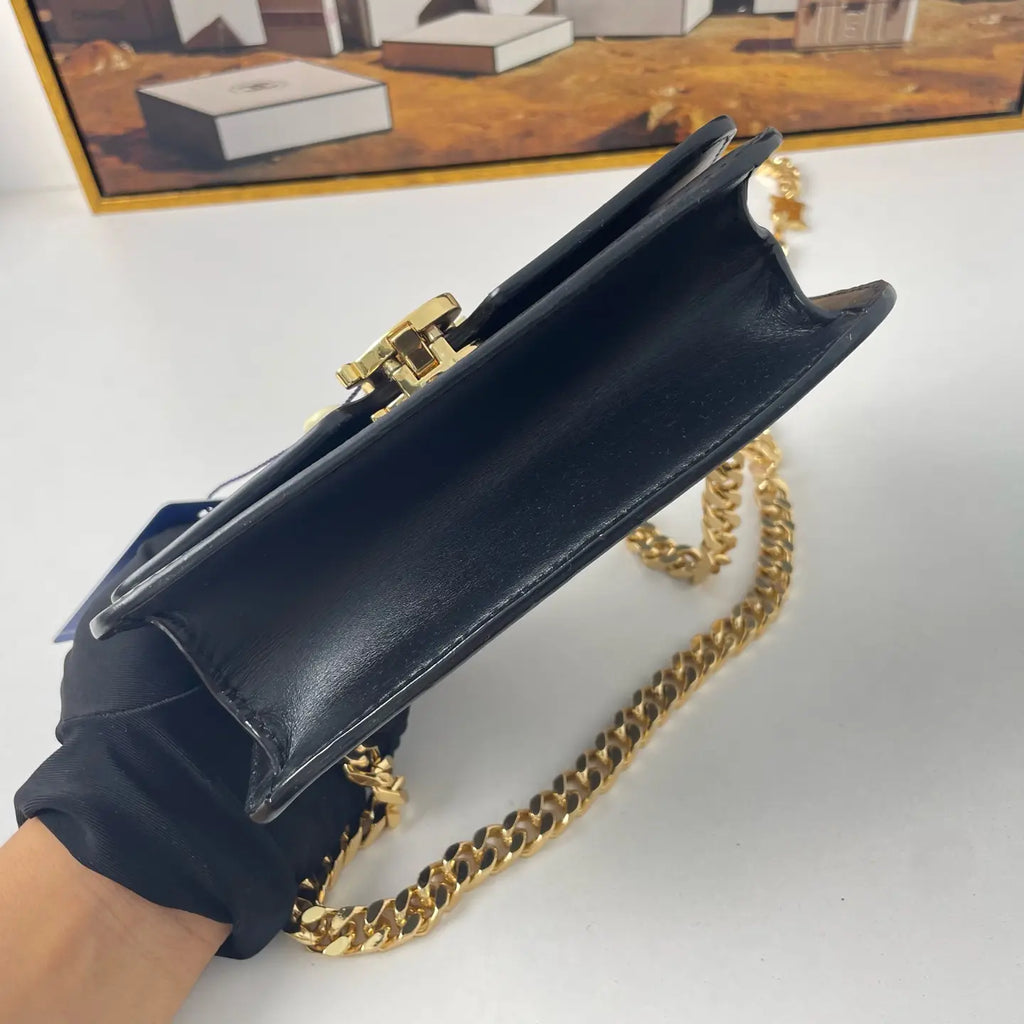 Burberry Chain Crossbody Bag 17×6cm