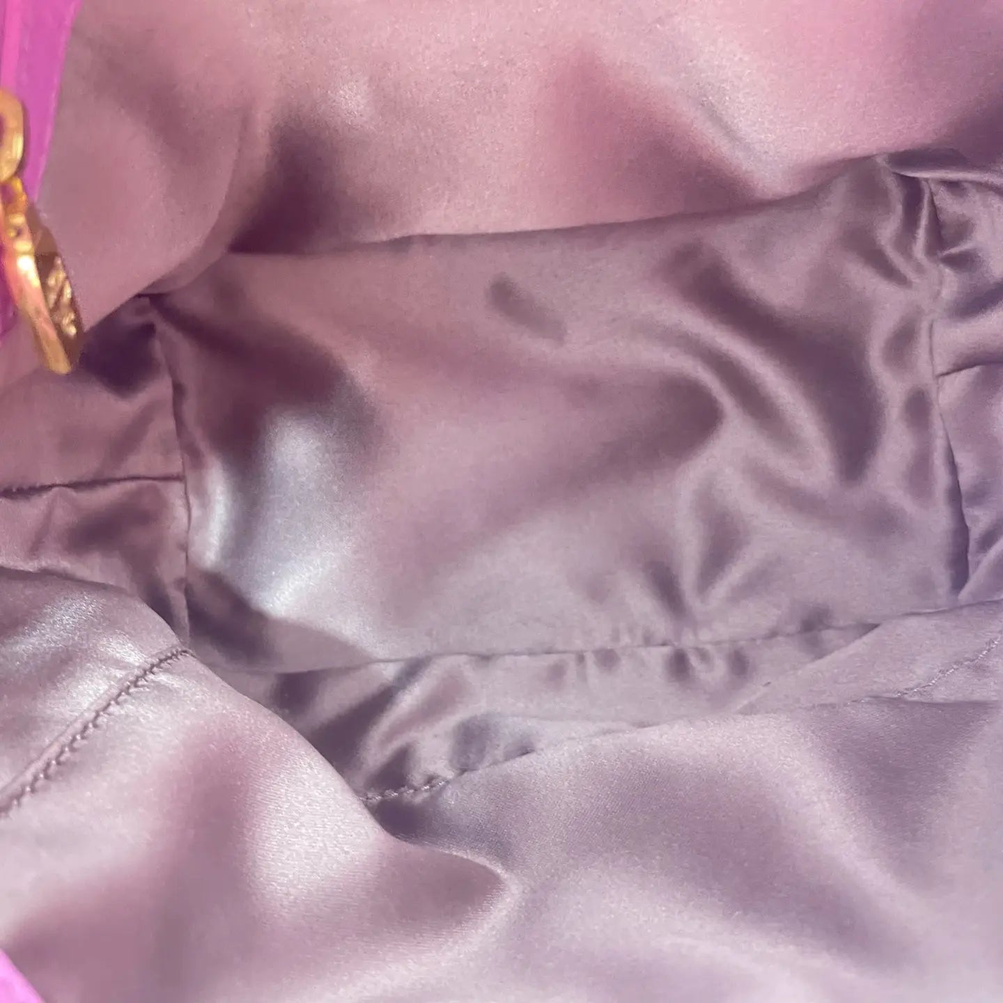 MCM Studded Bucket Bag 17×11cm