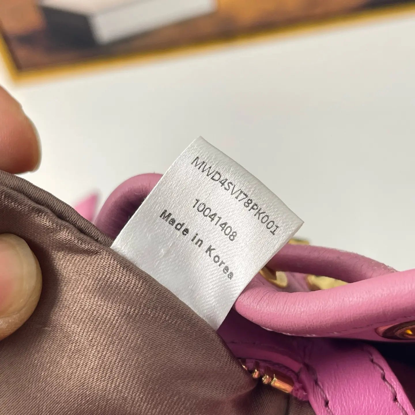 MCM Studded Bucket Bag 17×11cm