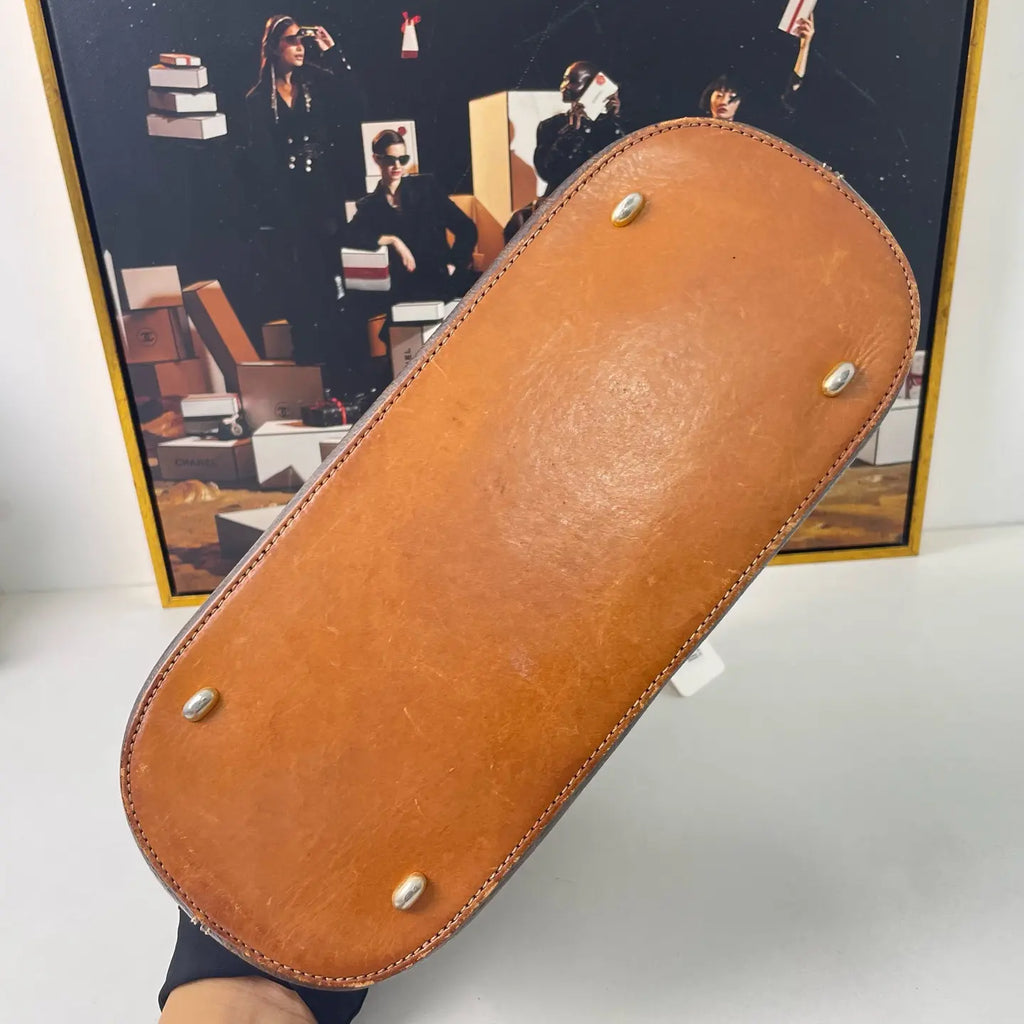 Celine Vintage Shell Bag 30×12.5cm