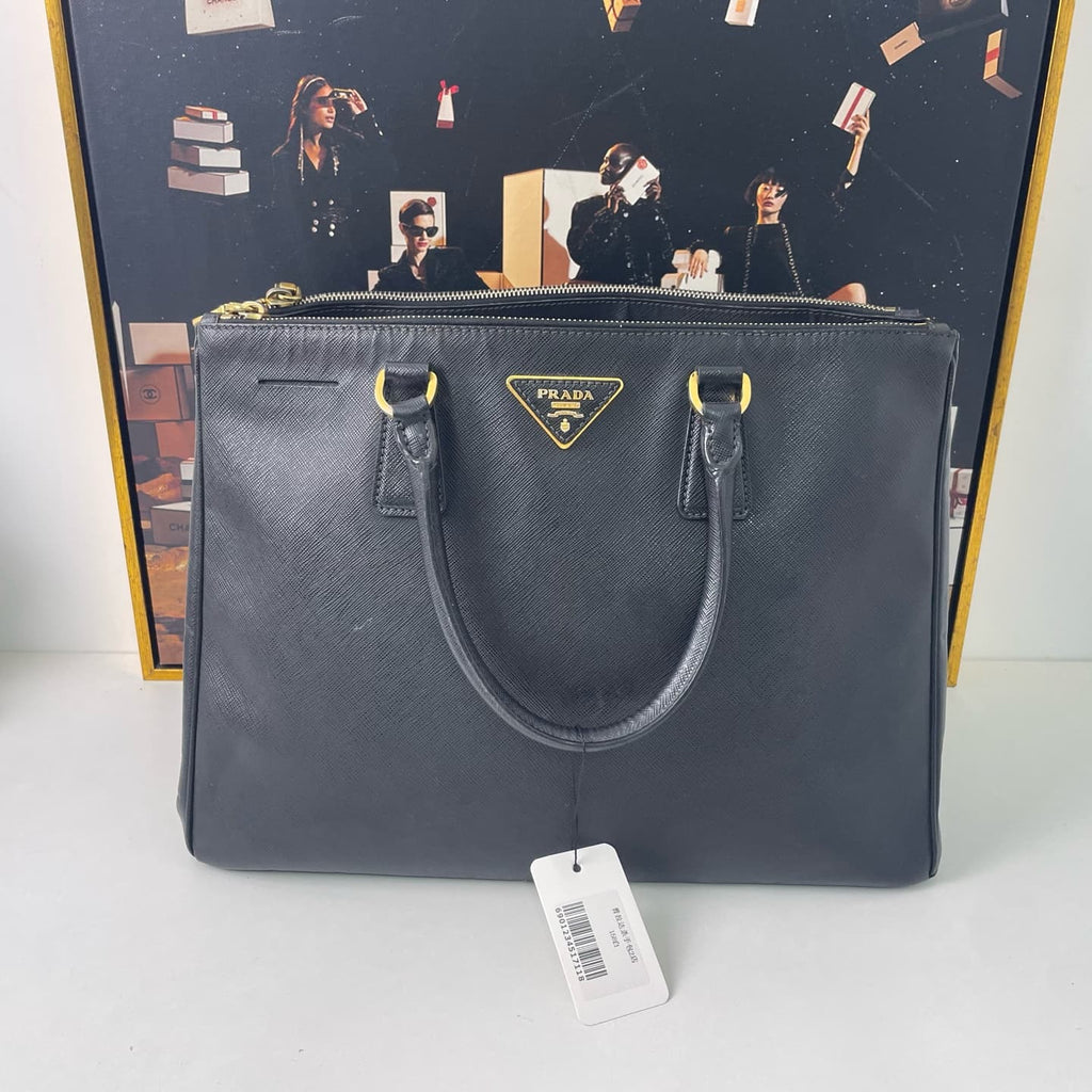 Prada Black Saffiano Leather Double Handle Bag 35×25cm