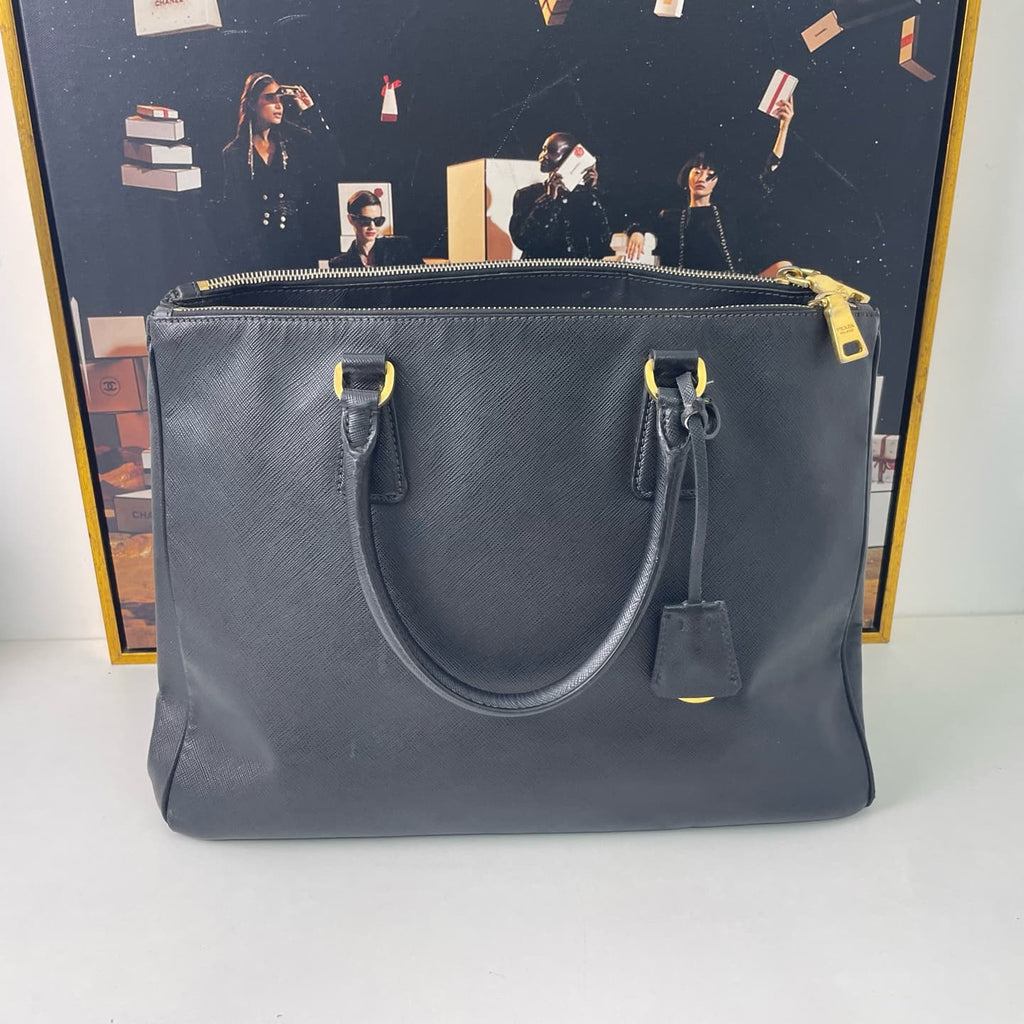 Prada Black Saffiano Leather Double Handle Bag 35×25cm