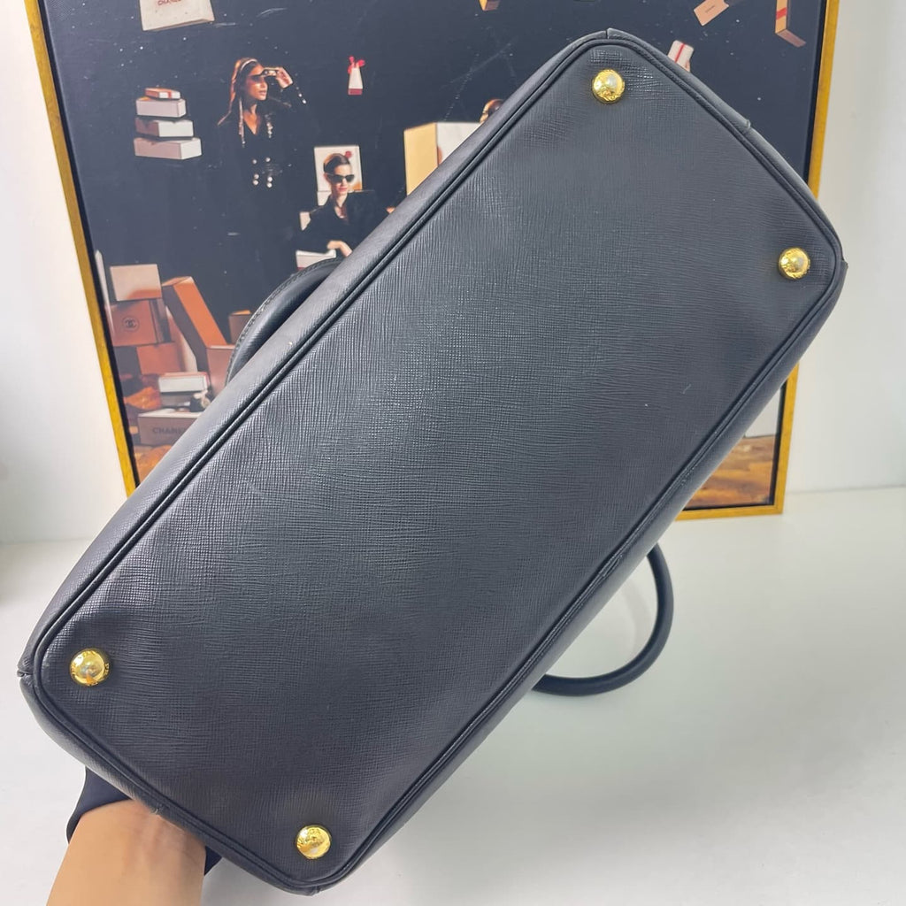 Prada Black Saffiano Leather Double Handle Bag 35×25cm