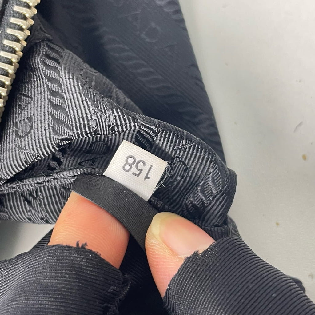 Prada Black Saffiano Leather Double Handle Bag 35×25cm