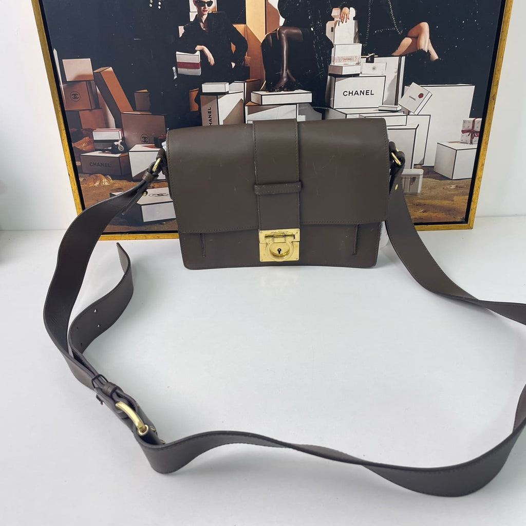 Ferragamo Crossbody Bag 21×4cm