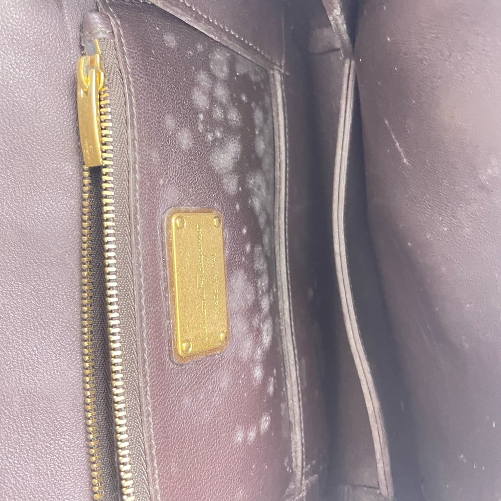 Ferragamo Crossbody Bag 21×4cm