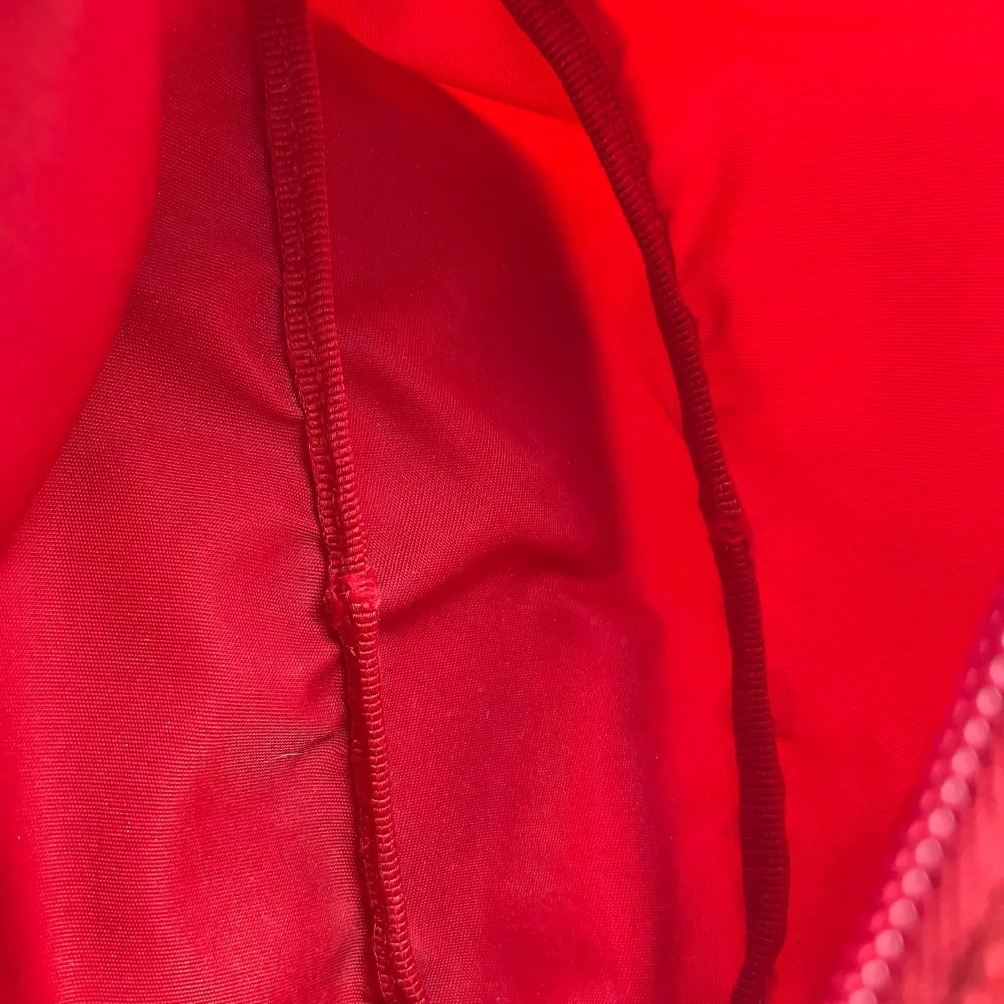 Prada Red Nylon Toiletry Bag 17×10cm – 93% New