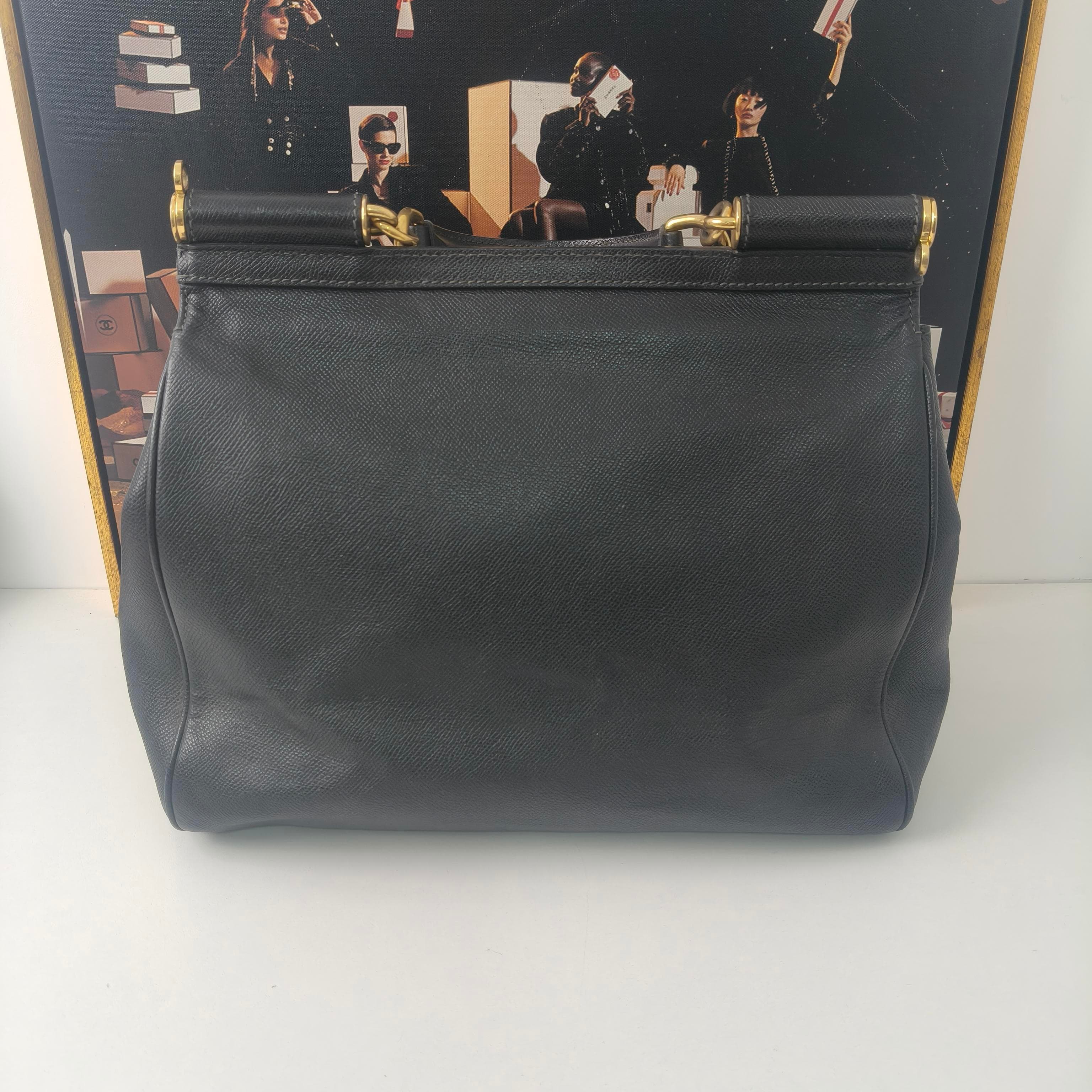 Dolce & Gabbana Large Black Leather Handbag 32×9cm – 95% New