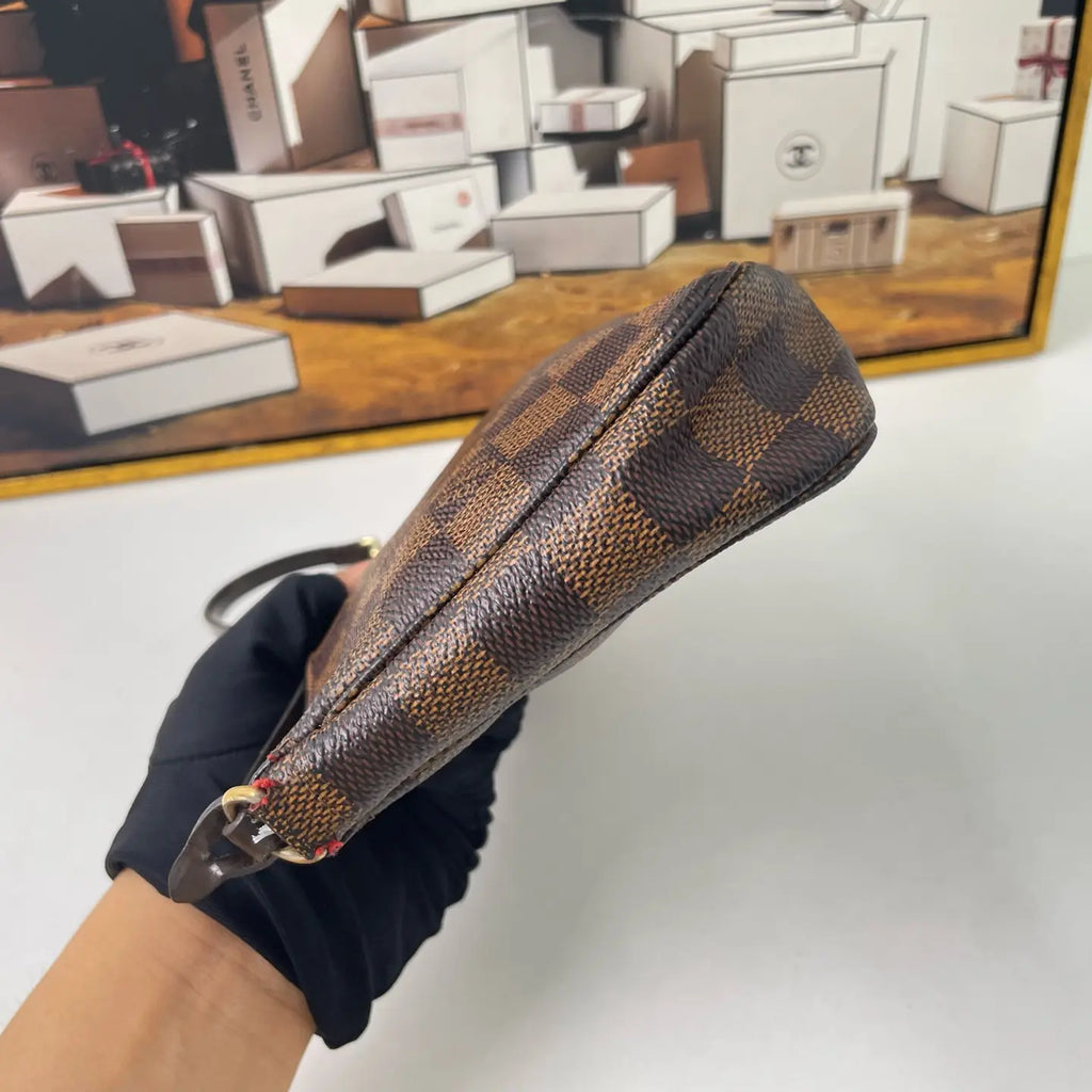 Louis Vuitton Mahjong Shoulder Handbag 21×12×4cm