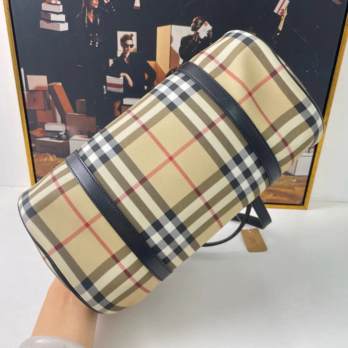 Burberry Barrel Handbag 28.5×15cm