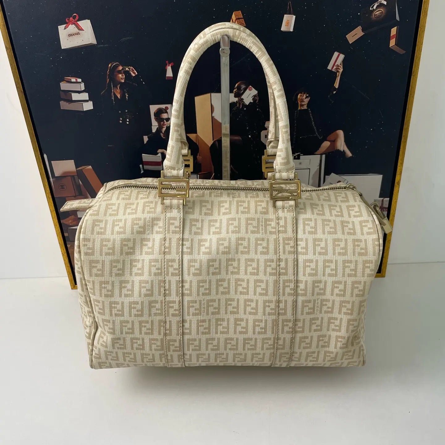 Fendi Vintage Monogram Boston Handbag 31×18cm – 98% New