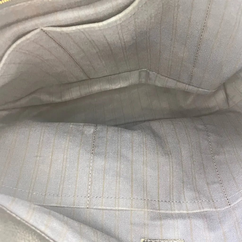 Louis Vuitton Artsy Black Leather Shoulder Bag 42×32cm – 98% New