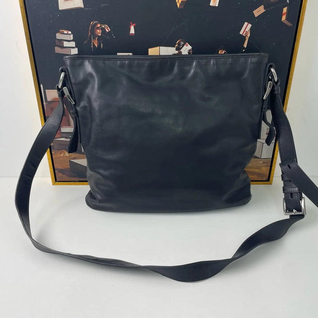 Prada Black Leather Shoulder Bag 35×32cm – 97% New